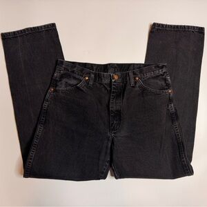 Wrangler black cowboy cut size 35x32
Denim Pants